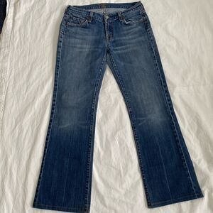 7FAM bootcut flare size 28 women’s mid rise